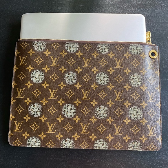 🎀Louis Vuitton Limited Edition Monogram Collaboration Rope Pochette Voyage - Picture 16 of 16